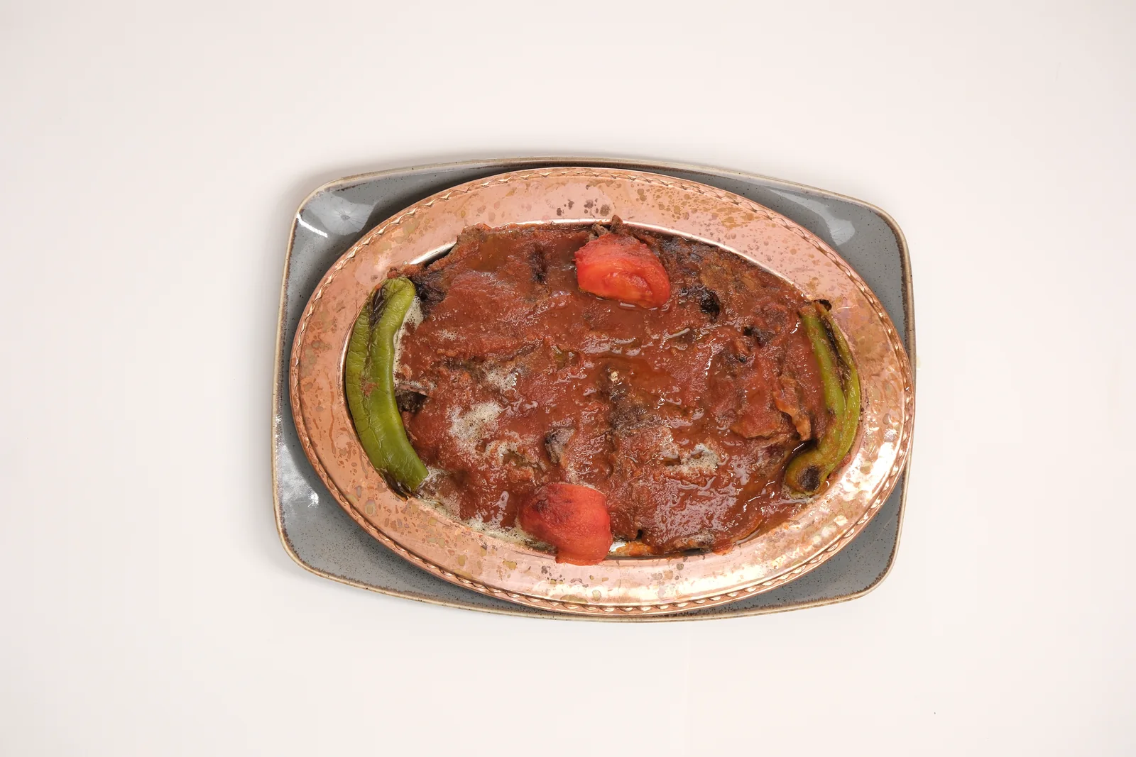 Köşebaşı sıcak tava sunumu